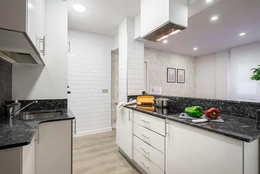 El Patio De Schulz Apartman Gijón Kültér fotó